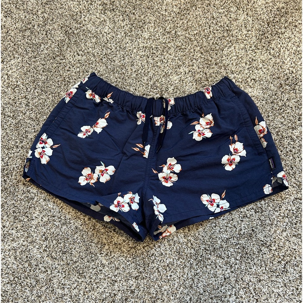 Patagonia floral shorts. Size M.